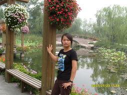 张蓉个人资料,才华横溢的职场精英，多面手的魅力人生